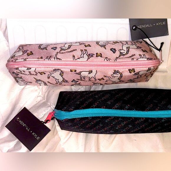 KENDALL & KYLIE Canvas BLACK BAG make up bag/brush bag ONLY!. Sold out online! - Picture 3 of 4